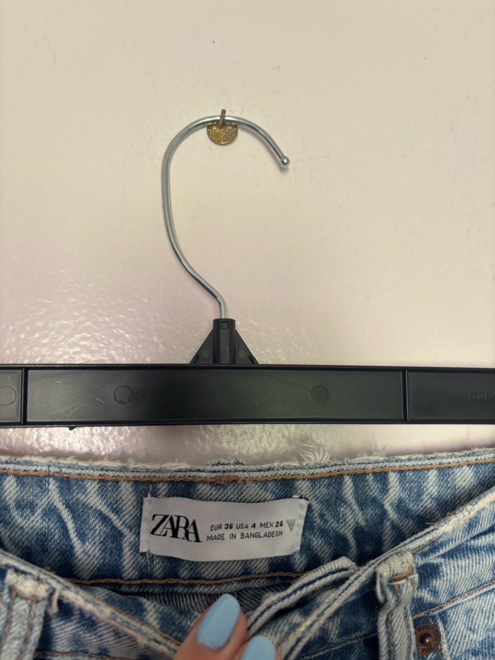 Zara Light Blue Denim Jeans - Picture 3 of 5